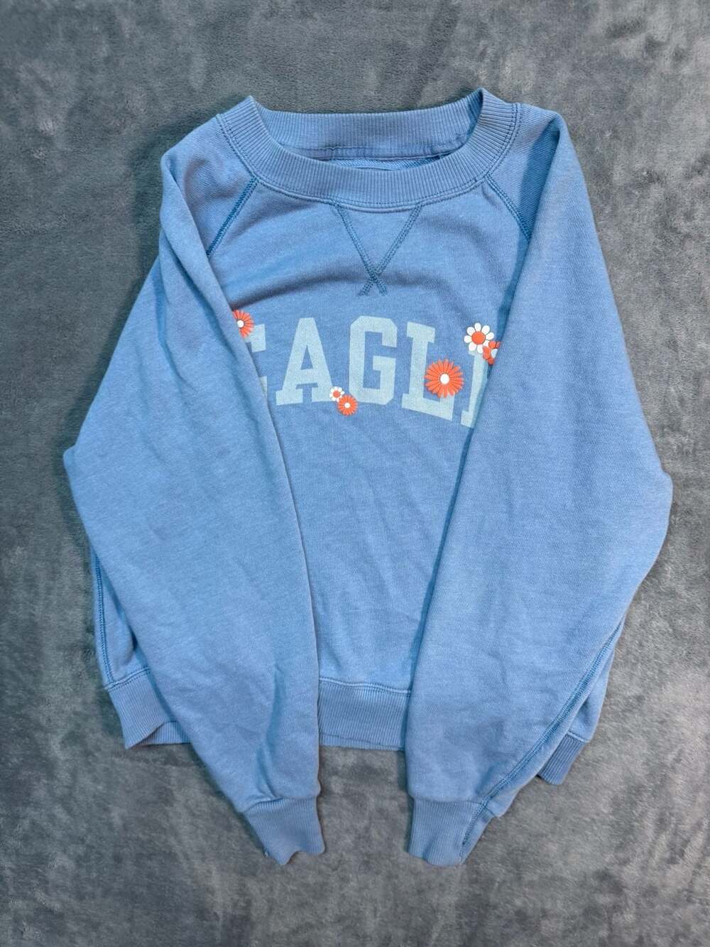 American Eagle Light Blue Daisy Floral Graphic Crewneck Sweatshirt size small - Picture 2 of 7
